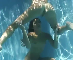 Nubile Fucks Friends Mommy Underwater 720p