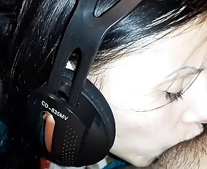 My gf gobbled snatch with music in her ears - Lesbian-illusion